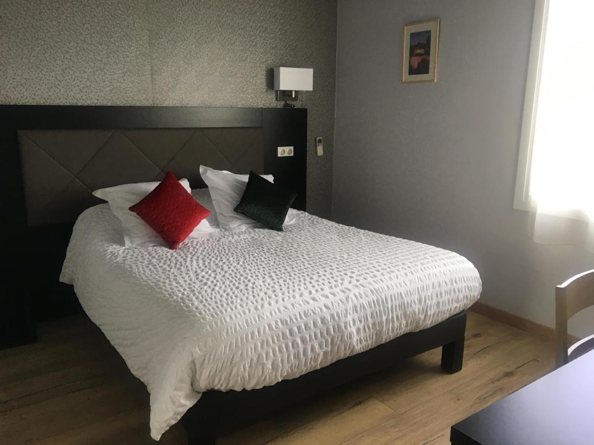 Logis Hotel Restaurant Spa Les Balcons De L'Esperance Limeuil ภายนอก รูปภาพ